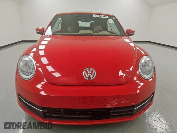 2013 Volkswagen Beetle 2.0L TDI w/Sound/Nav с VIN 3VW6L7AT0DM827922, выставлен на аукционе Copart как лот 59270675 с пробегом 139 246 миль миль и Чистый • Clean title. История ставок и продаж доступна на DreamBid. Изображение 5.