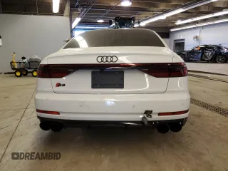 2022 Audi S8 z VIN WAULSBF83NN008651, wystawiony jako Copart lot #75903254 z przebiegiem 32 405 mil mil oraz Szkoda całkowita • Salvage title. Historia ofert i sprzedaży dostępna na DreamBid. Obrazek 6.