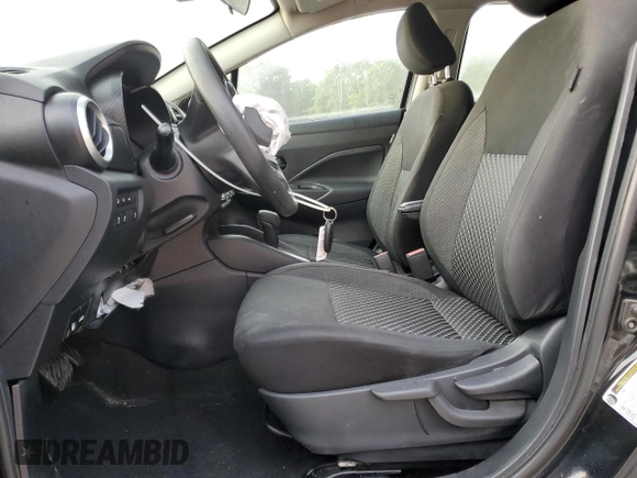 2020 Nissan Versa S z VIN 3N1CN8DV5LL886846, wystawiony jako Copart lot #54183275 z przebiegiem 93 641 mil mil oraz Szkoda całkowita • Salvage title. Historia ofert i sprzedaży dostępna na DreamBid. Obrazek 7.