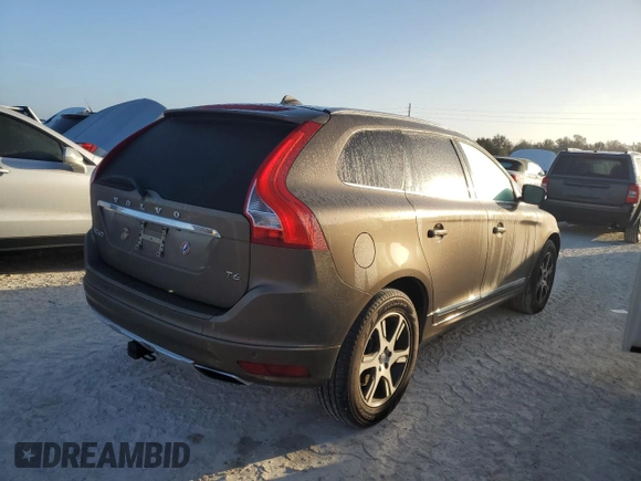 2015 Volvo XC60 T6 Drive-E Platinum с VIN YV449MDM1F2698480, выставлен на аукционе Copart как лот 74591294 с пробегом 87 646 миль миль и На запчасти • Non repairable. История ставок и продаж доступна на DreamBid. Изображение 3.
