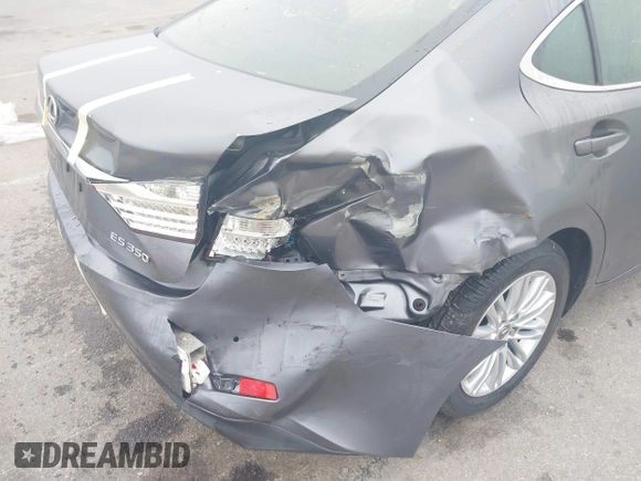 2014 Lexus ES 330 z VIN JTHBK1GGXE2148484, wystawiony jako IAAI lot #42186766 z przebiegiem 117 217 mil mil oraz . Historia ofert i sprzedaży dostępna na DreamBid. Obrazek 6.