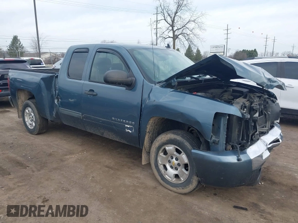 2010 Chevrolet Silverado 1500 LT with VIN 1GCSCSE09AZ206340, listed as a IAAI auction lot 41821309 with 190,720 mi miles and . Bid and sale history available at DreamBid. Image 1.