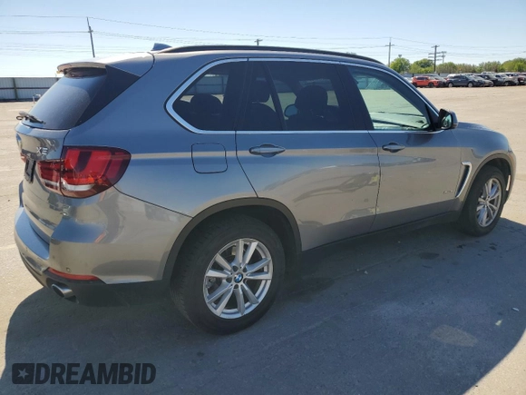 2014 BMW X5 xDrive35i z VIN 5UXKR0C50E0H23037, wystawiony jako Copart lot #56145725 z przebiegiem 82 955 mil mil oraz Szkody całkowita. Historia ofert i sprzedaży dostępna na DreamBid. Obrazek 3.