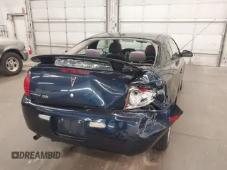 2009 Pontiac G5 z VIN 1G2AS18H697163128, wystawiony jako IAAI lot #42412456 z przebiegiem 204 762 mil mil oraz . Historia ofert i sprzedaży dostępna na DreamBid. Obrazek 6.