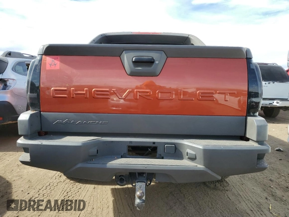2002 Chevrolet Avalanche with VIN 3GNEK13TX2G303997, listed as a Copart auction lot 76538884 with Not Provided miles and Salvage Title. Bid and sale history available at carsss.com. Image 6.