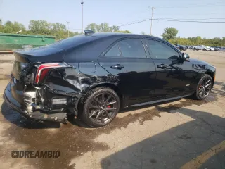 2022 Cadillac CT4-V z VIN 1G6DH5RL1N0114622, wystawiony jako Copart lot #71291434 z przebiegiem 26 872 mil mil oraz Nie do naprawy. Historia ofert i sprzedaży dostępna na DreamBid. Obrazek 3.