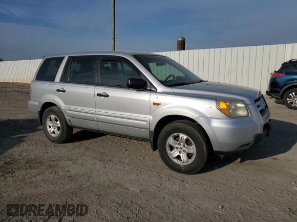 2006 Honda Pilot LX z VIN 5FNYF28166B031046, wystawiony jako Copart lot #51090455 z przebiegiem 284 744 mil mil oraz Czysty tytuł • Clean title. Historia ofert i sprzedaży dostępna na DreamBid. Obrazek 4.