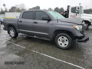 2018 Toyota Tundra 2WD SR5 with VIN 5TFEY5F10JX238564, listed as a Copart auction lot 85536024 with 121,529 mi miles and Salvage Title. Bid and sale history available at carsss.com. Image 4.
