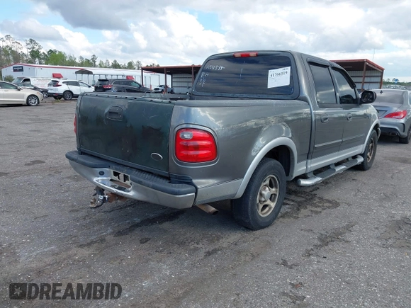 2003 Ford F-150 XLT with VIN 1FTRW07L13KA54535, listed as a IAAI auction lot 41766119 with 236,854 mi miles. Bid and sale history available at carsss.com. Image 4.