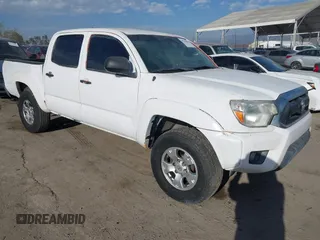 2013 Toyota Tacoma with VIN 3TMLU4EN7DM122791, listed as a IAAI auction lot 41702984 with 82,042 mi miles and . Bid and sale history available at DreamBid. Image 1.