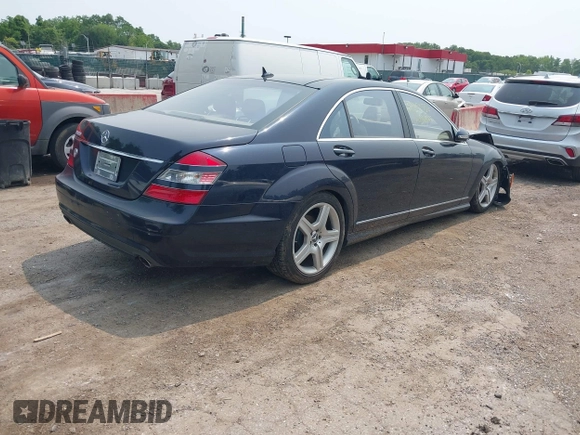 2007 Mercedes-Benz S 550 с VIN WDDNG71X47A108623, выставлен на аукционе IAAI как лот 42395736 с пробегом 192 584 миль миль и . История ставок и продаж доступна на DreamBid. Изображение 4.