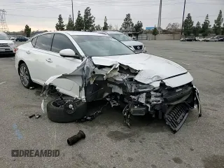 2023 Nissan Altima SL with VIN 1N4BL4EV4PN418222, listed as a Copart auction lot 43273615 with 13,239 mi miles and Salvage Title. Bid and sale history available at DreamBid. Image 11.