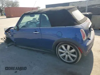 2007 MINI Convertible S with VIN WMWRH33597TL94449, listed as a Copart auction lot 43903935 with 67,484 mi miles and Non repairable. Bid and sale history available at DreamBid. Image 2.