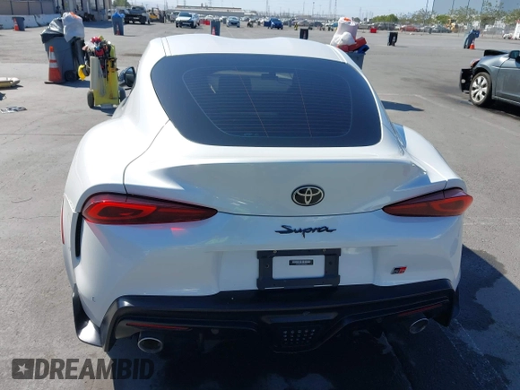 2021 Toyota Supra 2.0 with VIN WZ1DB2C01MW039946, listed as a IAAI auction lot 42519516 with 21,073 mi miles and . Bid and sale history available at DreamBid. Image 16.