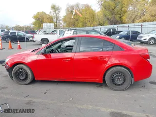 2014 Chevrolet Cruze LS with VIN 1G1PA5SG1E7183127, listed as a IAAI auction lot 40790905 with 118,508 mi miles. Bid and sale history available at carsss.com. Image 15.