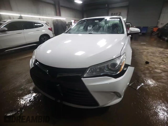 2017 Toyota Camry XLE z VIN 4T1BF1FK1HU325987, wystawiony jako Copart lot #87043914 z przebiegiem 107 307 mil mil oraz Szkoda całkowita • Salvage title. Historia ofert i sprzedaży dostępna na DreamBid. Obrazek 13.