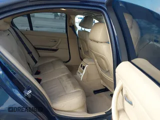 2006 BMW 3 Series 325i with VIN WBAVB17536NK34357, listed as a IAAI auction lot 42260521 with 115,865 mi miles and . Bid and sale history available at DreamBid. Image 8.