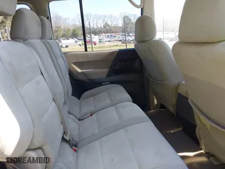 2002 Mitsubishi Montero XLS with VIN JA4MW31R52J070132, listed as a IAAI auction lot 41782522 with 92,575 mi miles. Bid and sale history available at carsss.com. Image 8.