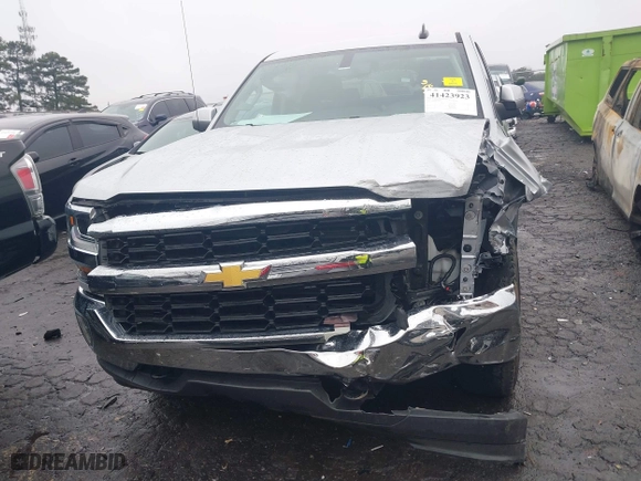 2018 Chevrolet Silverado 1500 LT with VIN 1GCVKREH6JZ360826, listed as a IAAI auction lot 41423923 with 158,170 mi miles. Bid and sale history available at carsss.com. Image 6.