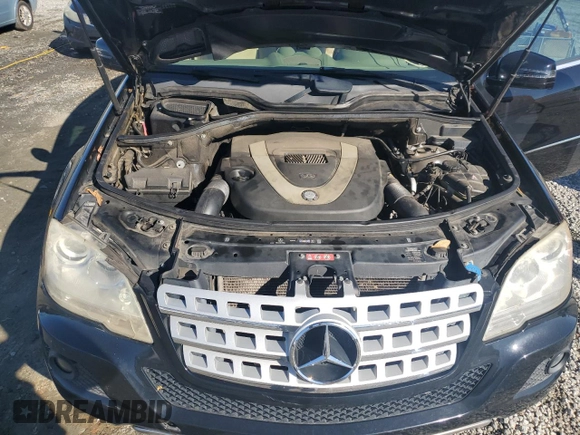 2011 Mercedes-Benz M 350 z VIN 4JGBB5GB5BA709586, wystawiony jako Copart lot #87507525 z przebiegiem 236 833 mil mil oraz Szkoda całkowita • Salvage title. Historia ofert i sprzedaży dostępna na DreamBid. Obrazek 11.