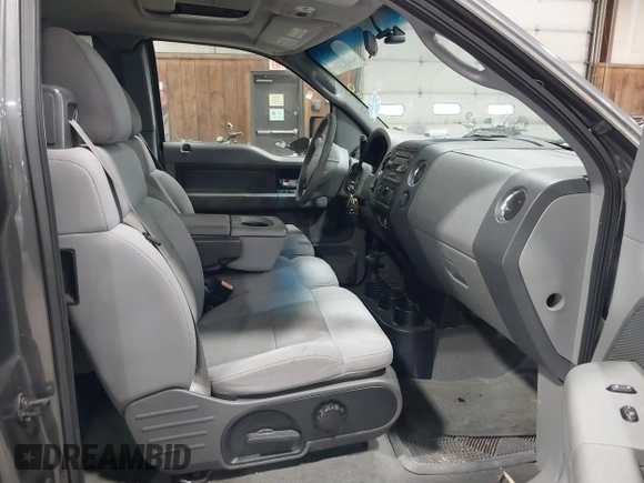 2005 Ford F-150 XLT with VIN 1FTPX14515NA34965, listed as a IAAI auction lot 42505517 with 178,636 mi miles and . Bid and sale history available at DreamBid. Image 5.