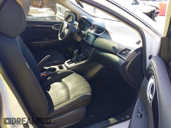 2019 Nissan Sentra SR with VIN 3N1AB7APXKY423568, listed as a IAAI auction lot 40985909 with 103,522 mi miles and . Bid and sale history available at DreamBid. Image 5.