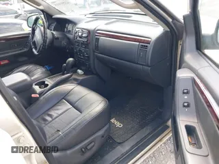 2002 Jeep Grand Cherokee Limited with VIN 1J8GW58J22C115460, listed as a IAAI auction lot 42291615 with 197,132 mi miles and . Bid and sale history available at DreamBid. Image 5.
