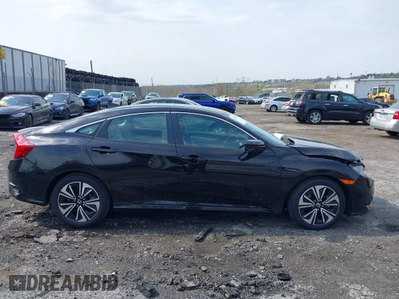 2017 Honda Civic Sedan EX-T with VIN 19XFC1F32HE204861, listed as a IAAI auction lot 42031039 with 61,043 mi miles. Bid and sale history available at carsss.com. Image 13.