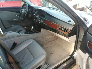 2009 BMW 5 Series 528i with VIN WBANU53529C121796, listed as a IAAI auction lot 35911209 with 178,049 mi miles and . Bid and sale history available at carsss.com. Image 5.