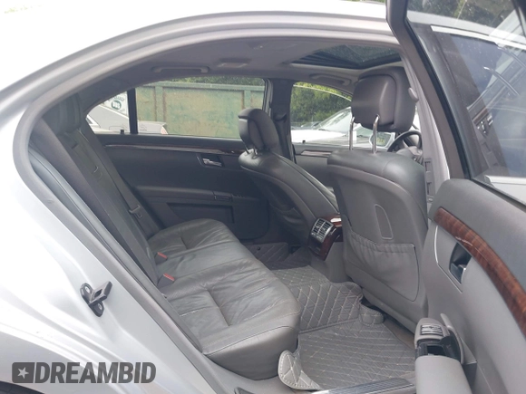 2007 Mercedes-Benz S 550 с VIN WDDNG71X37A116065, выставлен на аукционе IAAI как лот 42349553 с пробегом 139 572 миль миль и . История ставок и продаж доступна на DreamBid. Изображение 8.