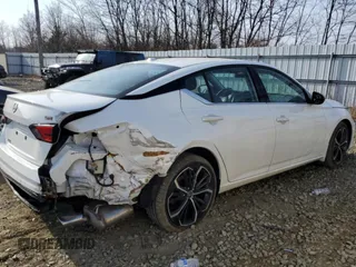 2024 Nissan Altima SR with VIN 1N4BL4CV6RN302977, listed as a Copart auction lot 48794495 with 3,184 mi miles and Salvage Title. Bid and sale history available at DreamBid. Image 3.