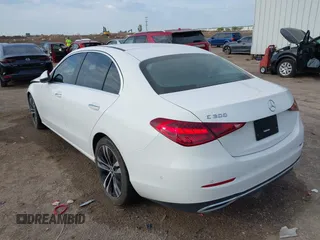 2022 Mercedes-Benz C 300 with VIN W1KAF4GB1NR061514, listed as a IAAI auction lot 41887174 with 32,732 mi miles and . Bid and sale history available at DreamBid. Image 3.