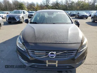 2015 Volvo S60 T5 Platinum with VIN YV1612TM9F2356357, listed as a Copart auction lot 74677214 with 110,395 mi miles and Clean Title. Bid and sale history available at carsss.com. Image 5.