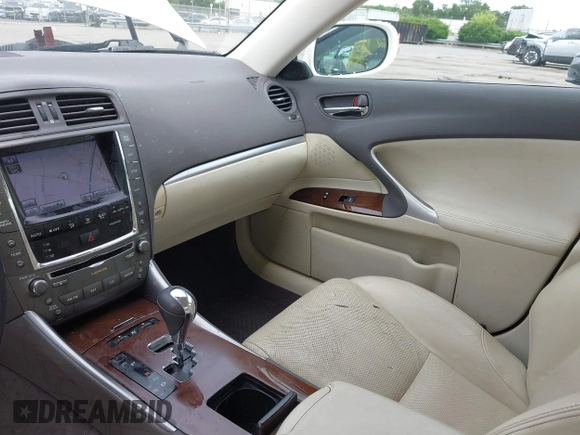 2011 Lexus IS 350 z VIN JTHBE5C25B5027770, wystawiony jako IAAI lot #42357510 z przebiegiem 204 335 mil mil oraz . Historia ofert i sprzedaży dostępna na DreamBid. Obrazek 19.