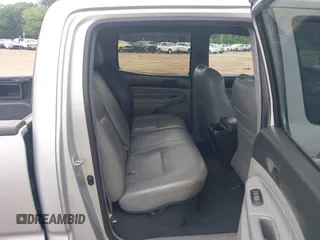 2012 Toyota Tacoma with VIN 3TMMU4FN2CM046933, listed as a IAAI auction lot 42512293 with 221,714 mi miles and . Bid and sale history available at DreamBid. Image 8.