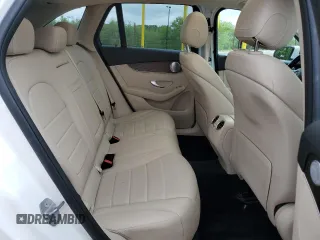 2020 Mercedes-Benz GLC 300 z VIN W1N0G8EB2LF865387, wystawiony jako Copart lot #57821455 z przebiegiem 100 590 mil mil oraz Szkoda całkowita • Salvage title. Historia ofert i sprzedaży dostępna na DreamBid. Obrazek 11.