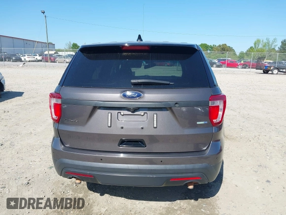 2017 Ford Police Interceptor Utility z VIN 1FM5K8ARXHGC56544, wystawiony jako IAAI lot #41975462 z przebiegiem 183 151 mil mil oraz . Historia ofert i sprzedaży dostępna na DreamBid. Obrazek 16.