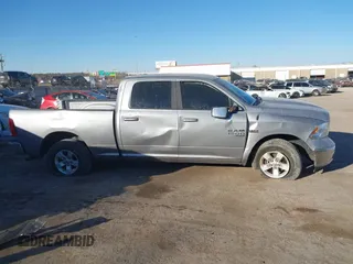 2020 Ram 1500 SLT z VIN 1C6RR7TT6LS101264, wystawiony jako IAAI lot #41359390 z przebiegiem 94 762 mil mil oraz . Historia ofert i sprzedaży dostępna na DreamBid. Obrazek 13.