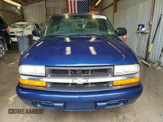 2001 Chevrolet S-10 LS with VIN 1GCCS19561K159493, listed as a Copart auction lot 55622415 with 86,979 mi miles and Salvage Title. Bid and sale history available at DreamBid. Image 5.