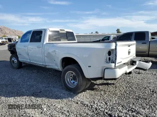 2021 Ram 3500 Laramie with VIN 3C63RRJL5MG689624, listed as a Copart auction lot 52739535 with 0 mi miles and Salvage Title. Bid and sale history available at carsss.com. Image 2.