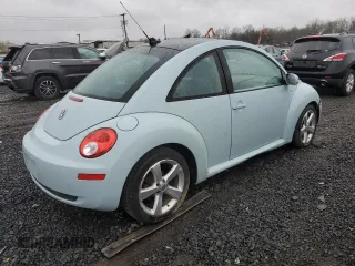 2010 Volkswagen New Beetle Coupe with VIN 3VWRG3AG3AM033487, listed as a Copart auction lot 52022215 with 109,074 mi miles and Salvage Title. Bid and sale history available at carsss.com. Image 3.