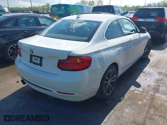 2019 BMW 2 Series 230i xDrive z VIN WBA2J3C53KVD49223, wystawiony jako IAAI lot #42166115 z przebiegiem 55 303 mil mil oraz . Historia ofert i sprzedaży dostępna na DreamBid. Obrazek 4.