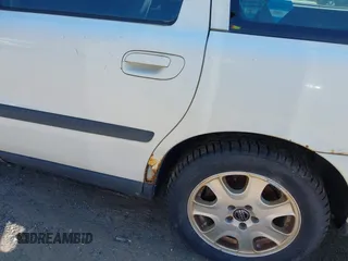 2001 Volvo V70 с VIN YV1SW53D411061537, выставлен на аукционе IAAI как лот 42397688 с пробегом 216 520 миль миль и . История ставок и продаж доступна на DreamBid. Изображение 13.