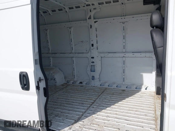 2024 Ram ProMaster Cargo Tradesman with VIN 3C6LRVDG0RE121355, listed as a IAAI auction lot 41891170 with 22,837 mi miles and . Bid and sale history available at DreamBid. Image 8.