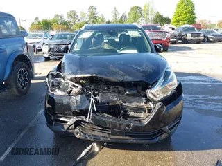 2020 Nissan Kicks SR z VIN 3N1CP5DV9LL534510, wystawiony jako IAAI lot #41987369 z przebiegiem 53 003 mil mil oraz . Historia ofert i sprzedaży dostępna na DreamBid. Obrazek 6.