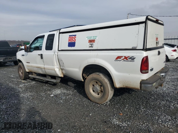 2004 Ford Super Duty F-250 XL with VIN 1FTNX21P04ED89661, listed as a Copart auction lot 45214445 with 314,538 mi miles and Salvage Title. Bid and sale history available at carsss.com. Image 2.