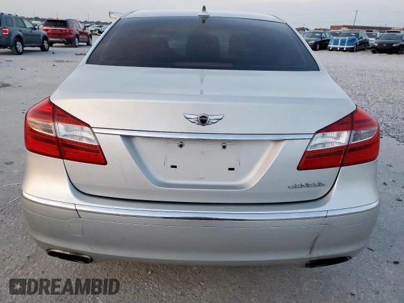 2013 Hyundai Genesis 3.8L z VIN KMHGC4DD8DU254060, wystawiony jako Copart lot #57619505 z przebiegiem 21 210 mil mil oraz Szkoda całkowita • Salvage title. Historia ofert i sprzedaży dostępna na DreamBid. Obrazek 6.