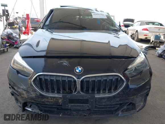 2021 BMW 2 Series 228i xDrive z VIN WBA73AK05M7G55714, wystawiony jako IAAI lot #42096309 z przebiegiem 62 320 mil mil oraz . Historia ofert i sprzedaży dostępna na DreamBid. Obrazek 12.