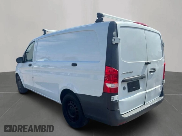 2017 Mercedes-Benz Metris Cargo z VIN WD3PG2EAXH3283888, wystawiony jako Copart lot #66764295 z przebiegiem 82 230 mil mil oraz Czysty tytuł • Clean title. Historia ofert i sprzedaży dostępna na DreamBid. Obrazek 3.