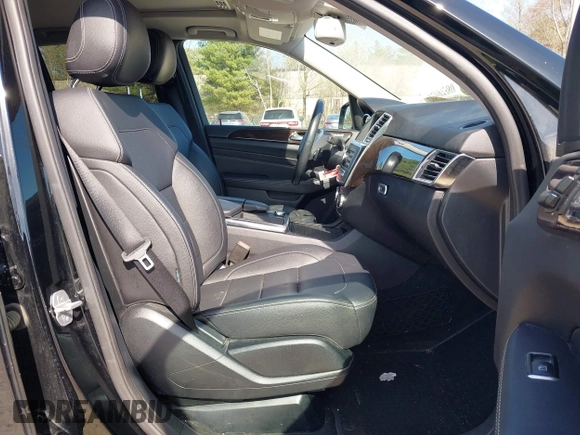 2015 Mercedes-Benz M ML 350 with VIN 4JGDA5HB3FA498372, listed as a IAAI auction lot 42097380 with 91,200 mi miles. Bid and sale history available at carsss.com. Image 5.